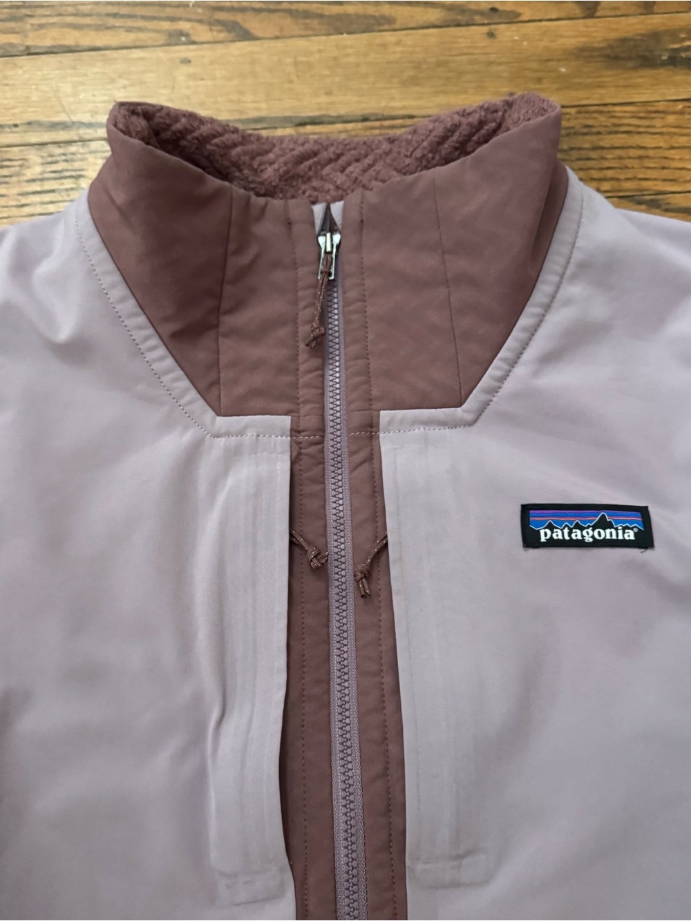Patagonia Crossstrata R2 Zip Fleece Jacket in Dulse Mauve L EUC - Picture 2 of 7